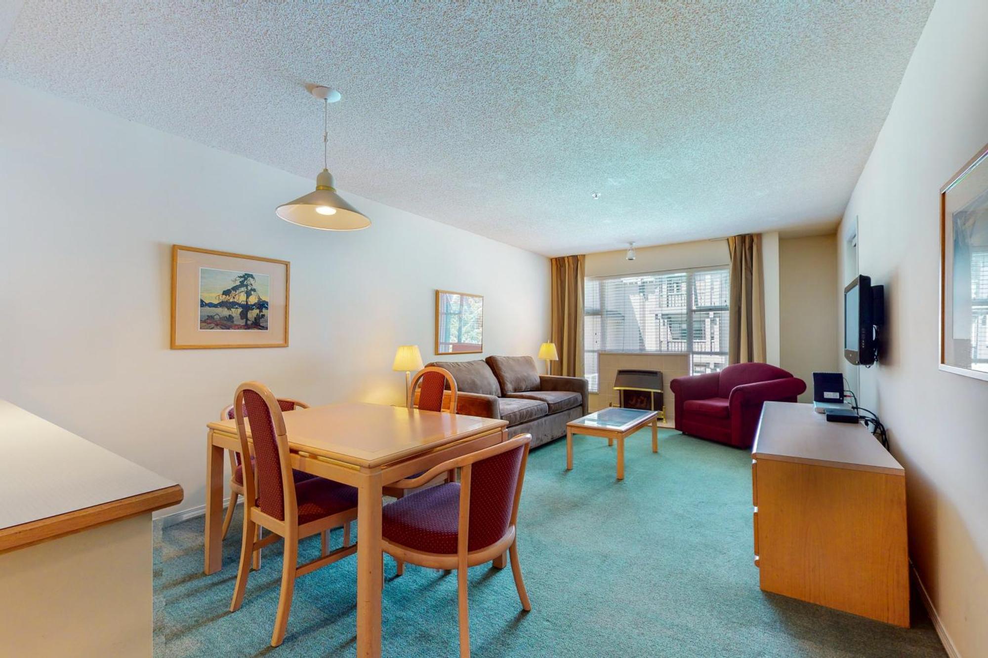 Siri suite at Glacier Lodge Whistler Camera foto