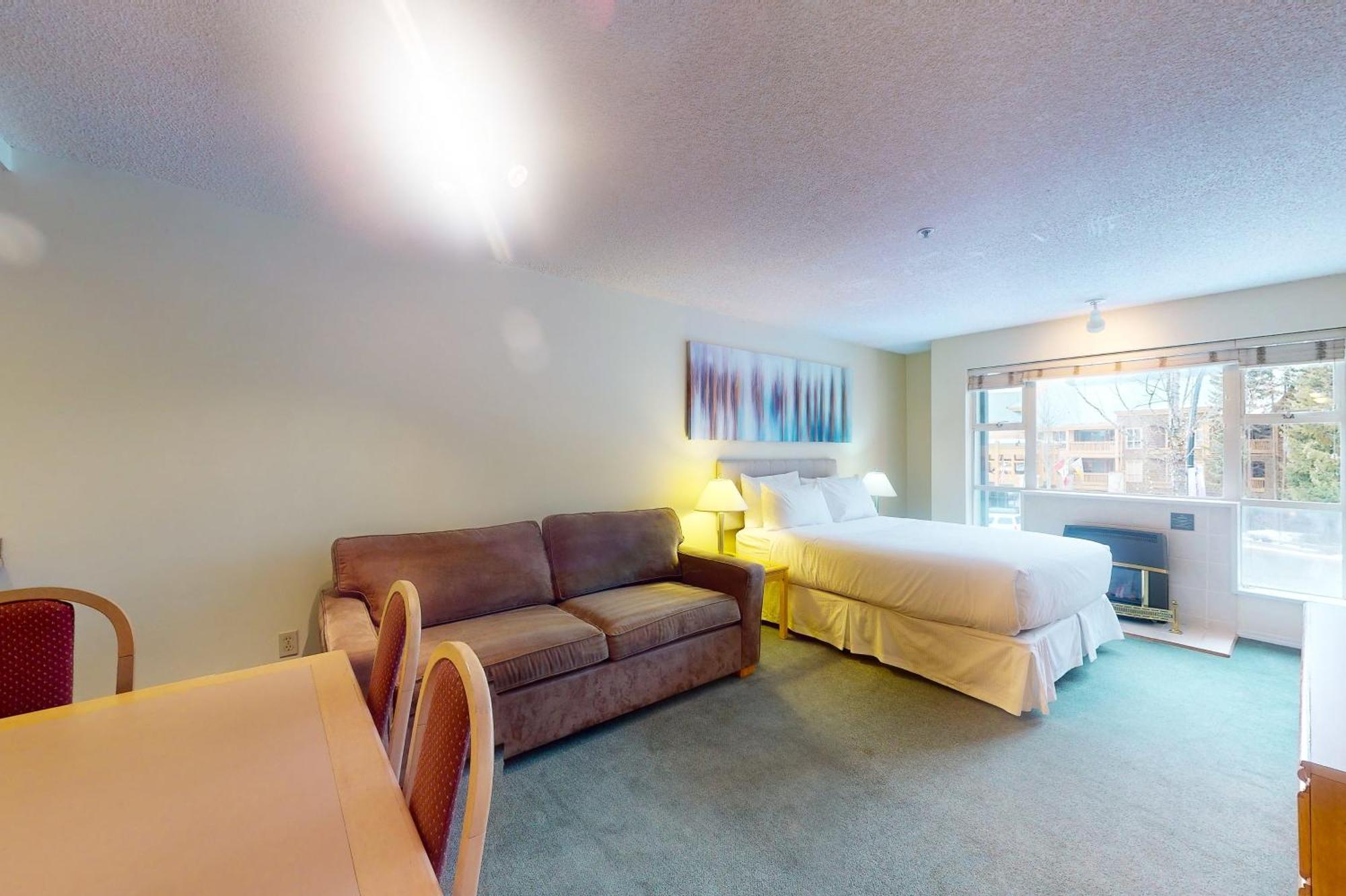 Siri suite at Glacier Lodge Whistler Camera foto